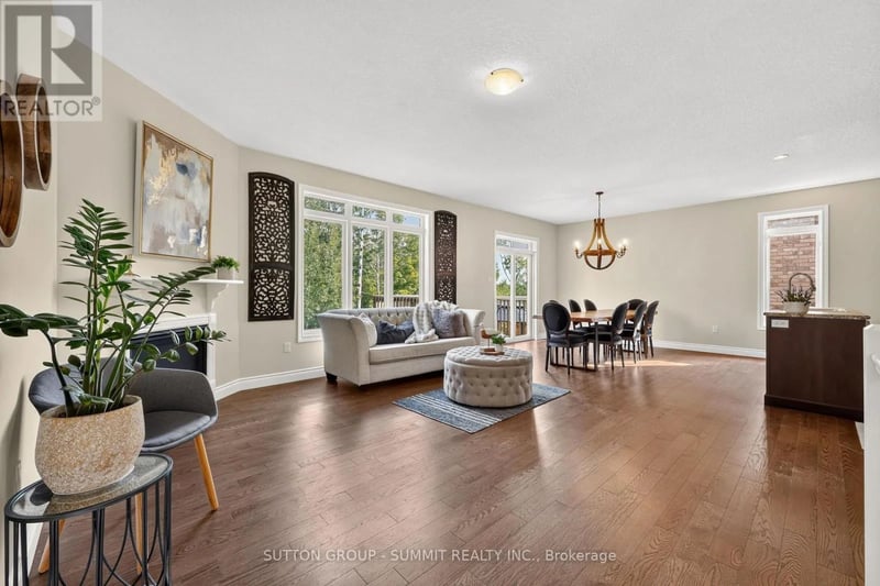 34 MCDERMITT Trail, Tay (Victoria Harbour), Ontario, L0K2A0, Tay (Victoria Harbour), Ontario — photo 1 of 5
