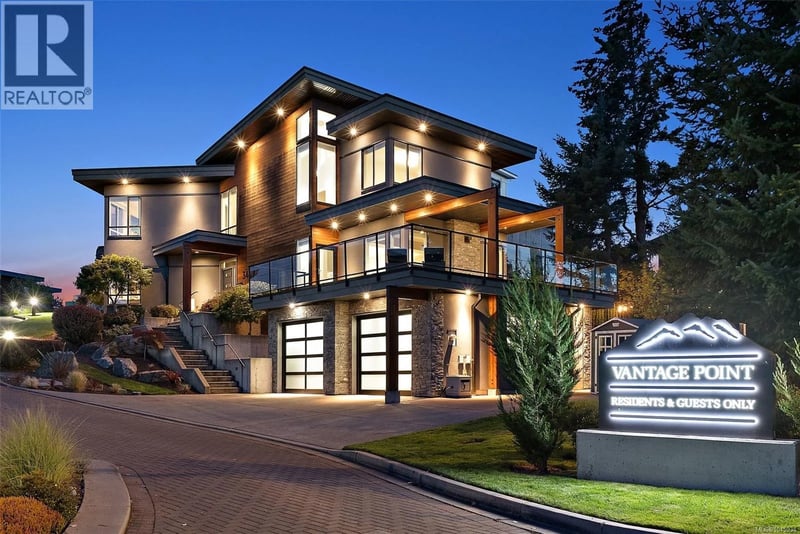 3457 Vantage Point, Colwood, British Columbia, V9C3N5, Colwood, British Columbia — photo 1 of 5