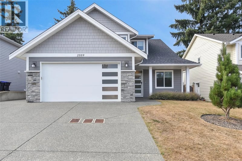 2559 Brookfield Drive, Courtenay, British Columbia, V9N0E6, Courtenay, British Columbia — photo 1 of 5