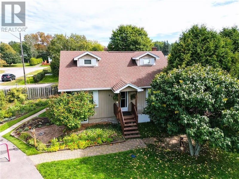 816 Danforth Avenue, Sudbury, Ontario, P3A3Y6, Sudbury, Ontario — photo 1 of 5
