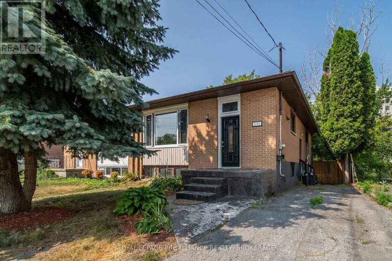 590 Macdonnell Street, Kingston (East of Sir John A. Blvd), Ontario, K7K4X1, Kingston (East of Sir John A. Blvd), Ontario — photo 1 of 5
