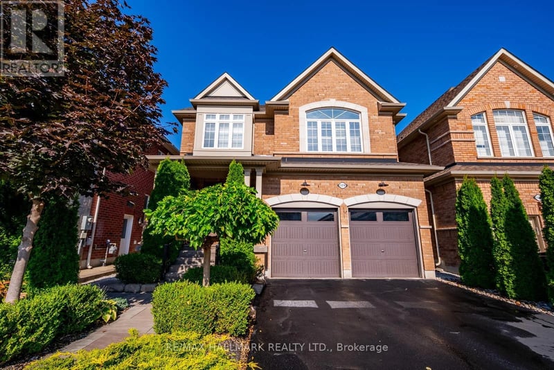 124 Bonnie Braes Drive, Brampton (Credit Valley), Ontario, L6Y0W7, Brampton (Credit Valley), Ontario — photo 1 of 5