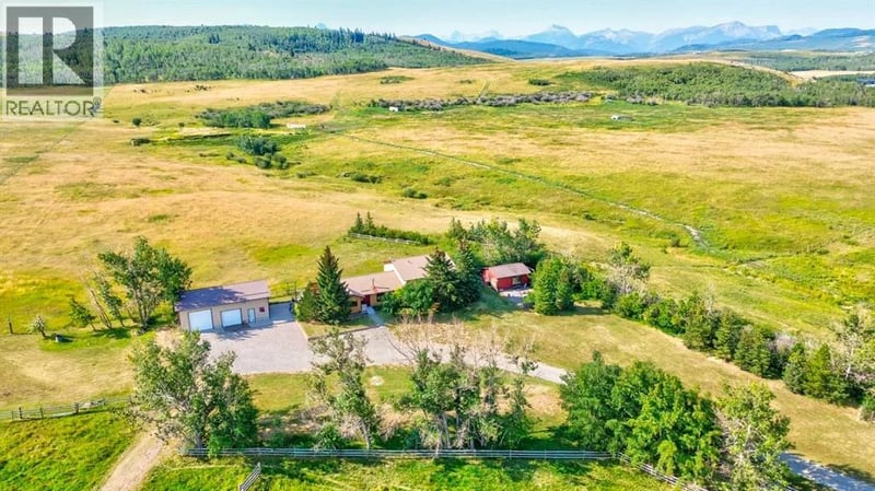 1317 Hwy 507, Rural Pincher Creek No. 9, M.D. of, Alberta, T0K1W0, Rural Pincher Creek No. 9, M.D. of, Alberta — photo 1 of 5