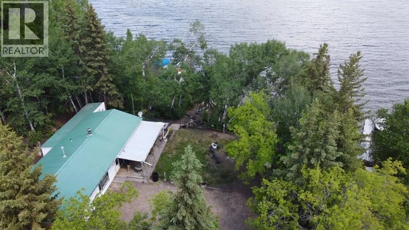 701 Rae Street in Makwa, Loon Lake, Saskatchewan, S0M1N0, Loon Lake, Saskatchewan — photo 1 of 5