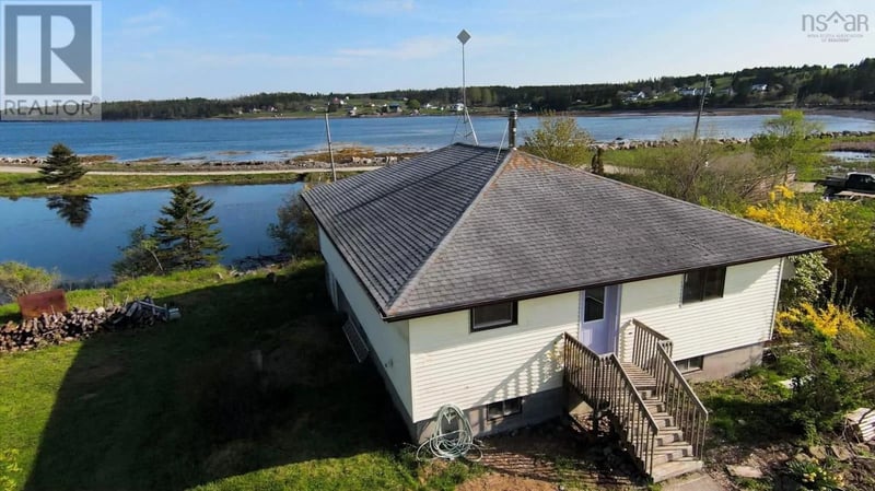 149 South East Cove Road, Big Tancook Island, Nova Scotia, B0J3G0, Big Tancook Island, Nova Scotia — photo 1 of 5