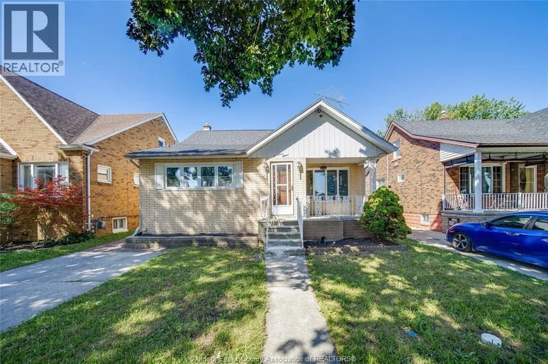 #LOWER 1715 ALEXIS, Windsor, Ontario, N8Y4P6, Windsor, Ontario — photo 1 of 5