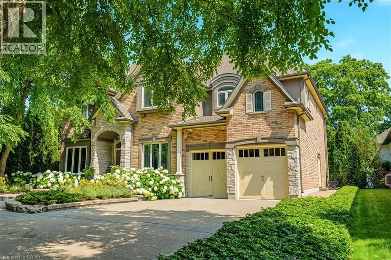 #5 143 LAKE Street, Grimsby, Ontario, L3M4M6, Grimsby, Ontario — photo 1 of 5