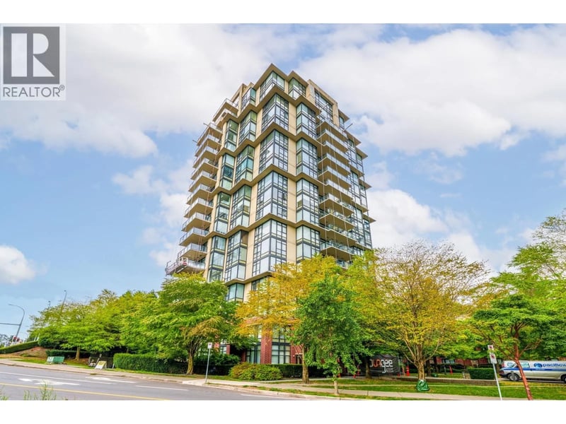 #402 11 E ROYAL Avenue, New Westminster, British Columbia, V3L0A8, New Westminster, British Columbia — photo 1 of 5