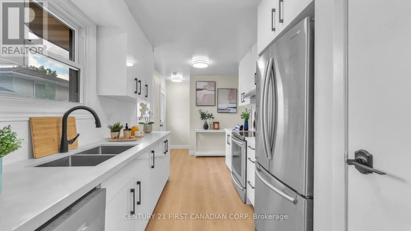 167 Carlyle Drive, London East (East I), Ontario, N5V3J1, London East (East I), Ontario — photo 1 of 5