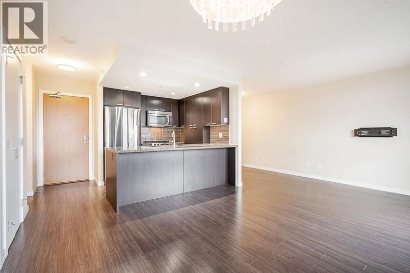 #1705 2232 DOUGLAS Road, Burnaby, British Columbia, V5C0G9, Burnaby, British Columbia — photo 1 of 5