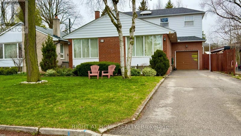 21 Mitre Place, Toronto (Kingsview Village-The Westway), Ontario, M9R3C5, Toronto (Kingsview Village-The Westway), Ontario — photo 1 of 5