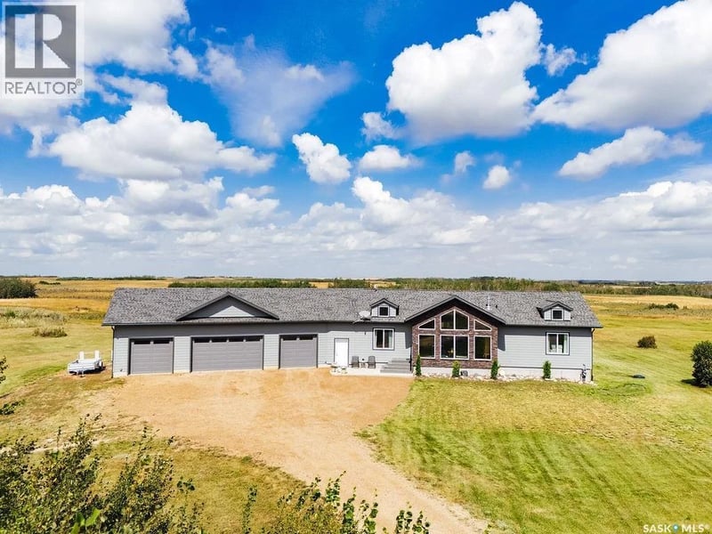 117 Louise CRESCENT, Aberdeen No 373, Saskatchewan, S7A0A9, Aberdeen No 373, Saskatchewan — photo 1 of 5