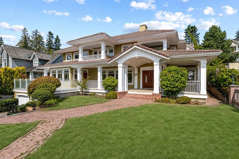 13477 13A Avenue, Surrey, British Columbia, V4A1C5, Surrey, British Columbia — photo 1 of 5