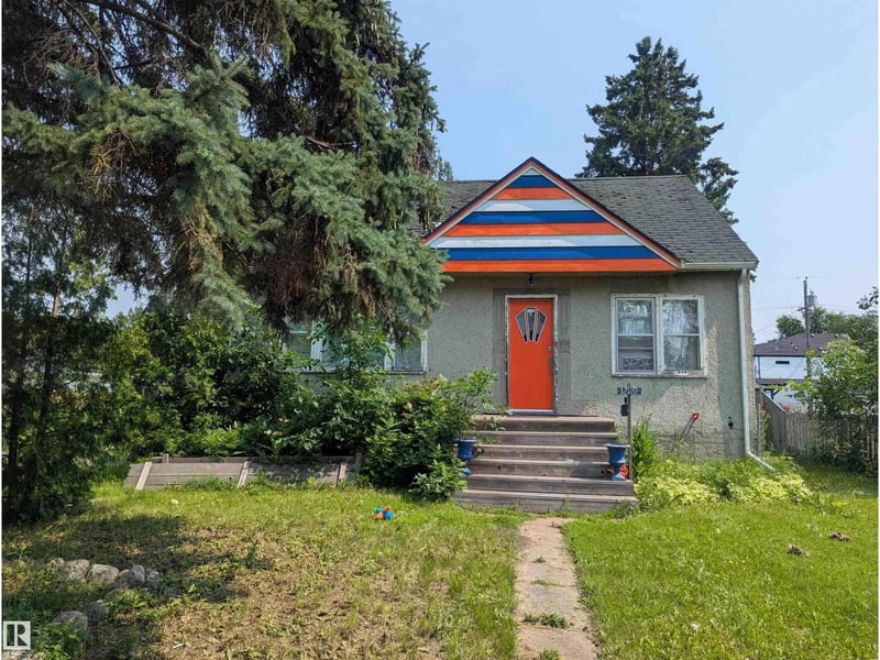 12119 123 ST NW, Edmonton, Alberta, T5L0H4, Edmonton, Alberta — photo 1 of 3