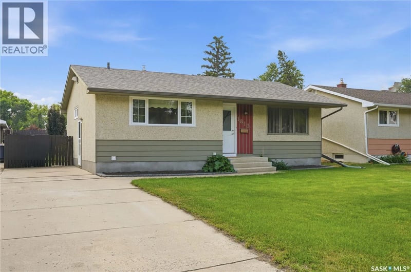 1813 Richardson ROAD, Saskatoon, Saskatchewan, S7L4B6, Saskatoon, Saskatchewan — photo 1 of 5