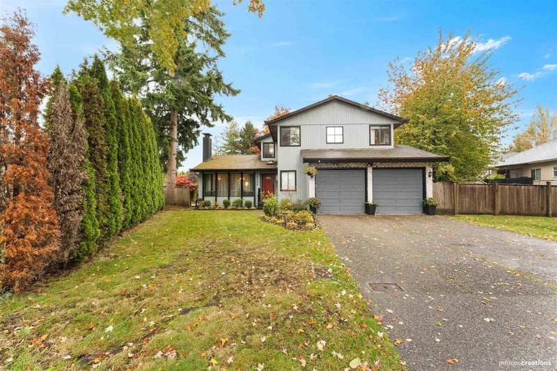 8986 146A Street, Surrey, British Columbia, V3R7C2, Surrey, British Columbia — photo 1 of 5