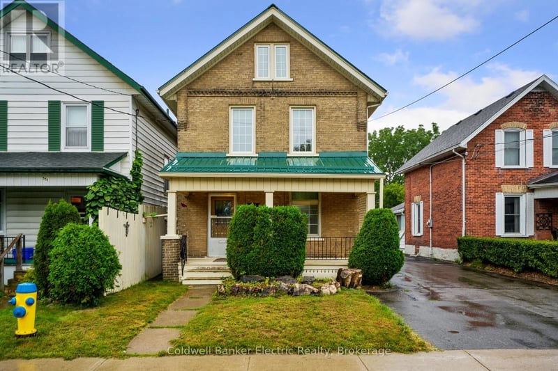 553 Chamberlain Street, Peterborough (Town Ward 3), Ontario, K9J4L6, Peterborough (Town Ward 3), Ontario — photo 1 of 5