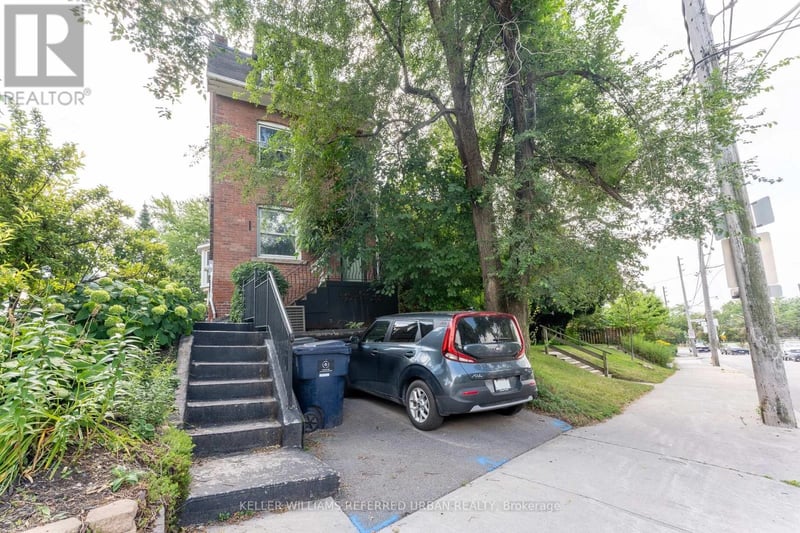 #Upper 431 Kingston Road, Toronto (The Beaches), Ontario, M4L1V2, Toronto (The Beaches), Ontario — photo 1 of 5