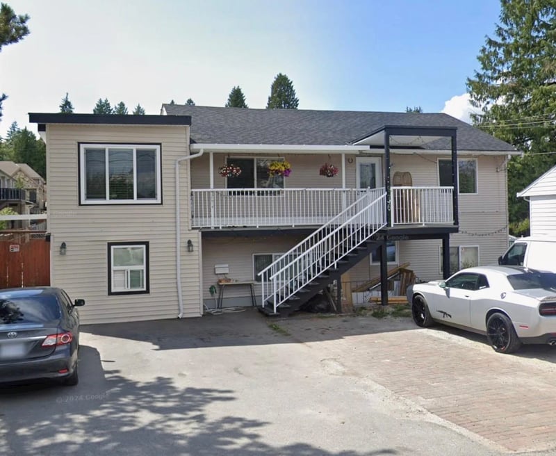 9763 132 Street, Surrey, British Columbia, V3T3S5, Surrey, British Columbia