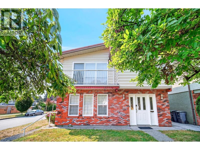 3060 EUCLID Avenue, Vancouver, British Columbia, V5R5E2, Vancouver, British Columbia — photo 1 of 5