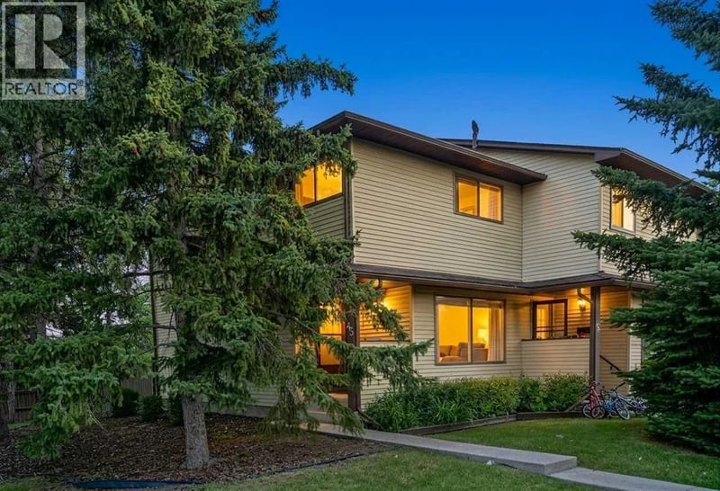 380 Bermuda Drive Northwest, Calgary, Alberta, T3K2B2, Calgary, Alberta — photo 1 of 5