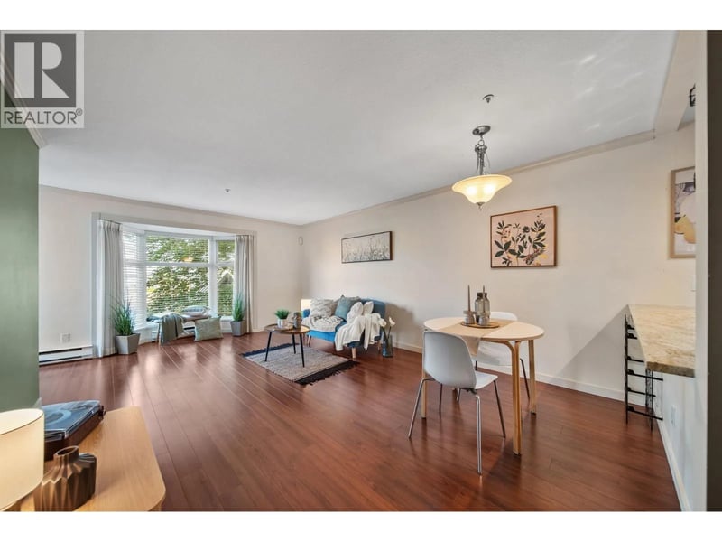 #305 526 THIRTEENTH Street, New Westminster, British Columbia, V3M4L9, New Westminster, British Columbia — photo 1 of 5