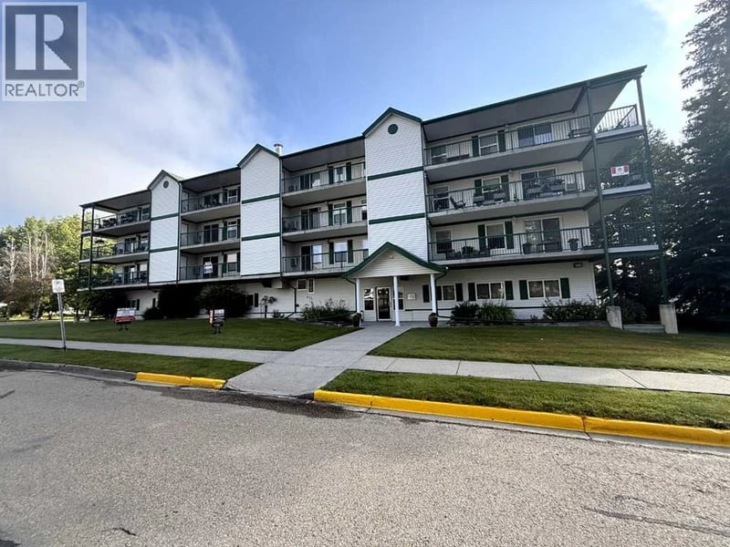 777 48 Street, Edson, Alberta, T7E1Z6, Edson, Alberta — photo 1 of 5