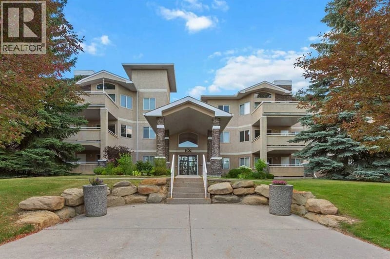 20 Country Hills View Northwest, Calgary, Alberta, T3K5A3, Calgary, Alberta — photo 1 of 5