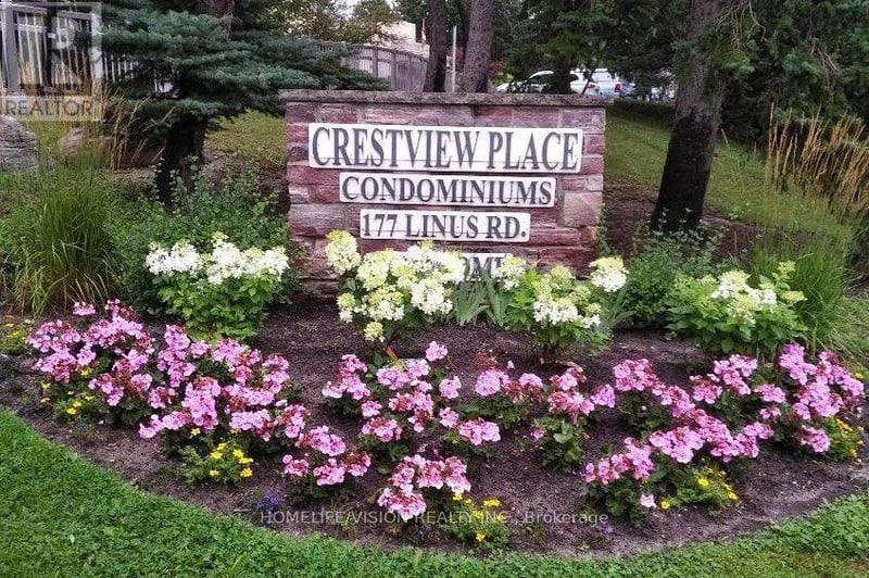 #1009 177 Linus Road, Toronto (Don Valley Village), Ontario, M2J4S5, Toronto (Don Valley Village), Ontario — photo 1 of 5