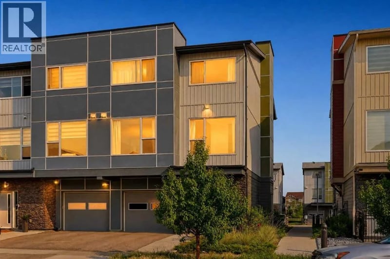 52 Saddlestone Drive Northeast, Calgary, Alberta, T3J0W4, Calgary, Alberta — photo 1 of 5