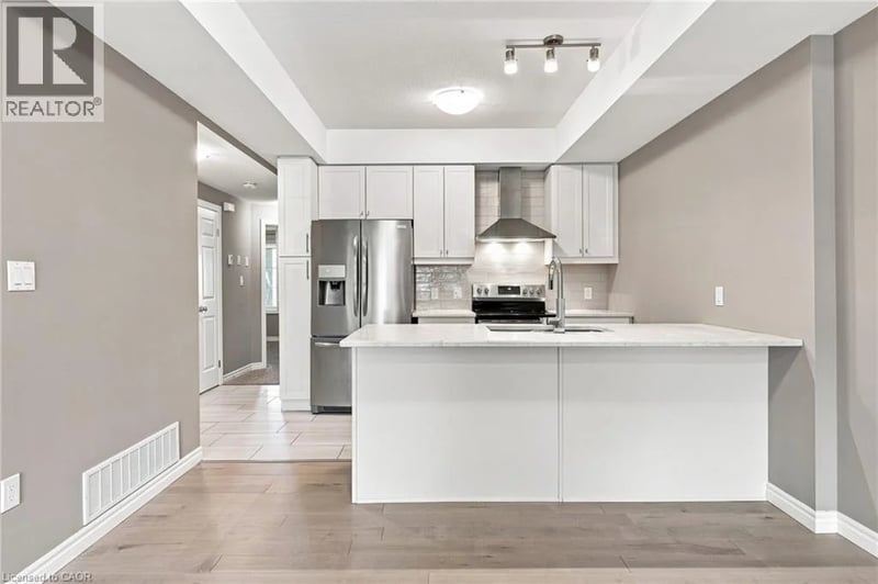 12 WHEAT Lane, Kitchener, Ontario, N2R0R6, Kitchener, Ontario — photo 1 of 5