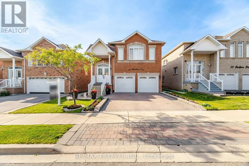 137 Blackthorn Drive, Vaughan (Maple), Ontario, L6A3N2, Vaughan (Maple), Ontario — photo 1 of 5