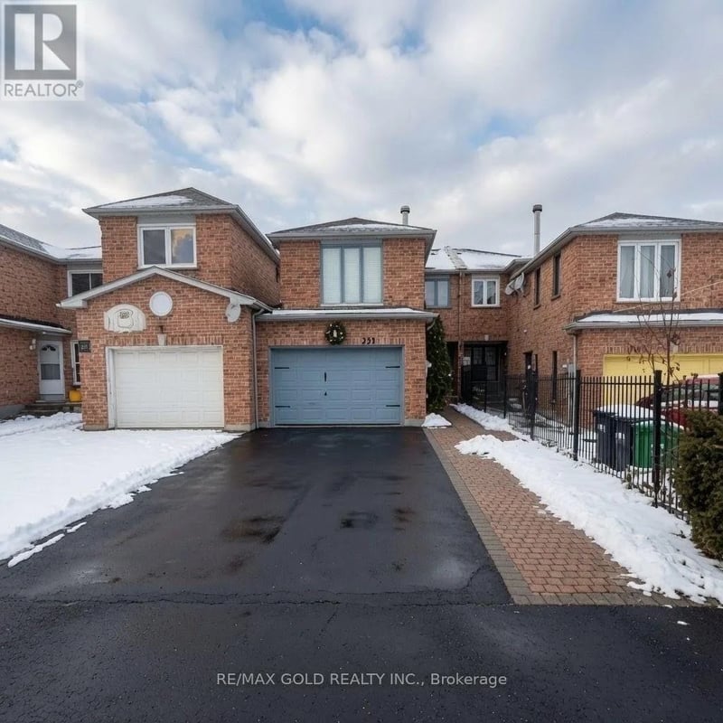 711 Ashprior Avenue, Mississauga (Hurontario), Ontario, L5R3N8, Mississauga (Hurontario), Ontario — photo 1 of 5
