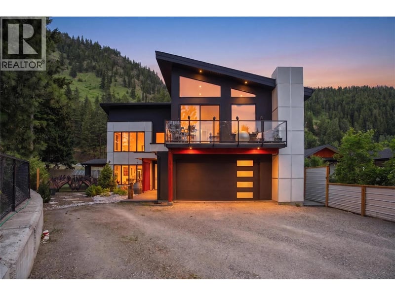 1015 Paquette Road, Chase, British Columbia, V0E1M1, Chase, British Columbia — photo 1 of 5