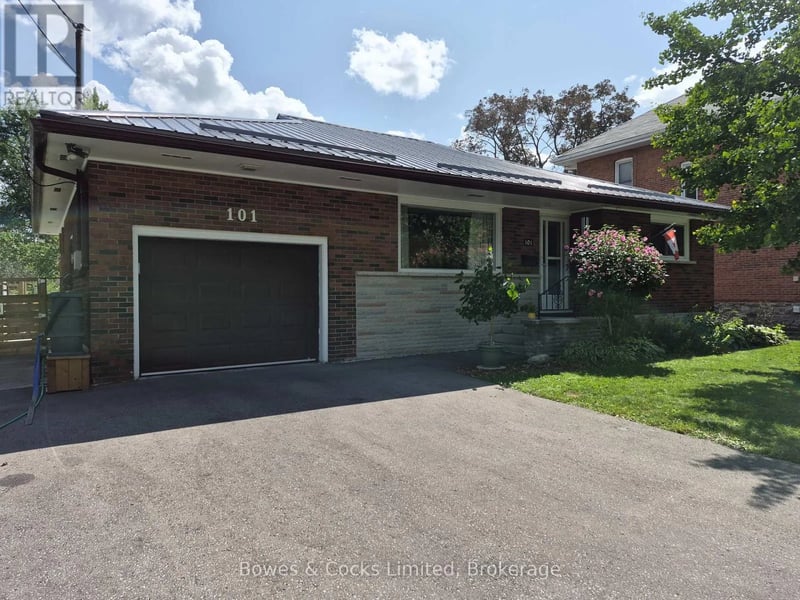 101 Russell Street, Kawartha Lakes (Lindsay), Ontario, K9V2X5, Kawartha Lakes (Lindsay), Ontario — photo 1 of 5