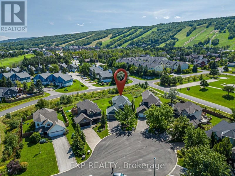 106 Crossan Court, Blue Mountains, Ontario, L9Y0M3, Blue Mountains, Ontario — photo 1 of 5
