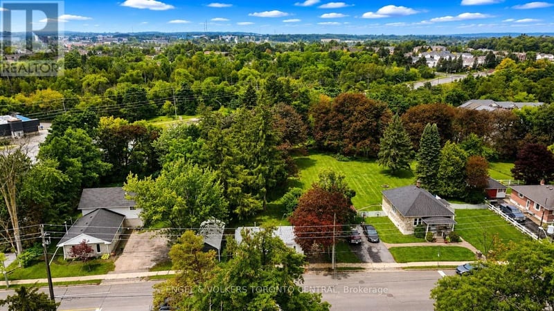 204 Cox Mill Road, Barrie (Painswick North), Ontario, L4N4G5, Barrie (Painswick North), Ontario — photo 1 of 5