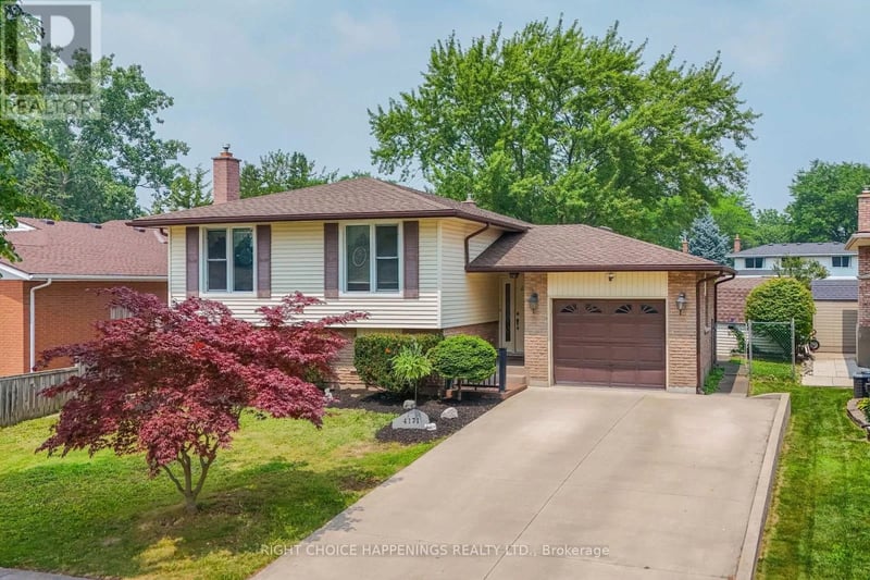 4171 Brookdale Drive, Niagara Falls (Ascot), Ontario, L2H2A9, Niagara Falls (Ascot), Ontario — photo 1 of 5