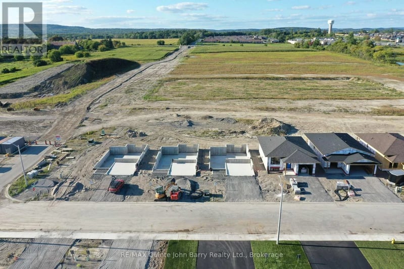 #Lot 27 54 Parkland Circle, Quinte West (Murray Ward), Ontario, K8V0R4, Quinte West (Murray Ward), Ontario — photo 1 of 4