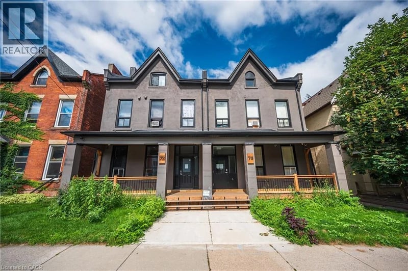 #2 70 VICTORIA Avenue South, Hamilton, Ontario, L8N2S7, Hamilton, Ontario — photo 1 of 5