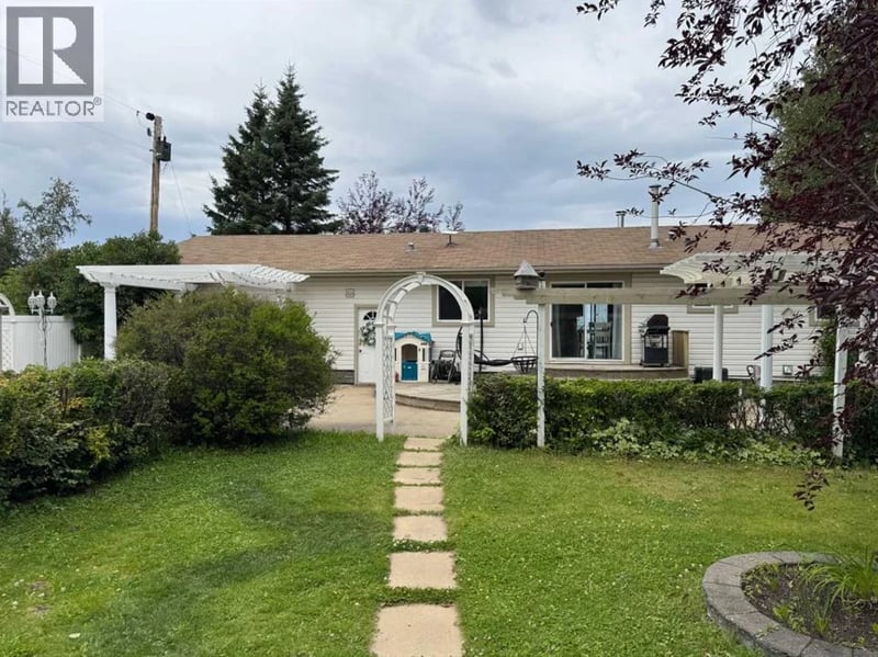 74008 Southshore Drive, Widewater, Alberta, T0G2M0, Widewater, Alberta — photo 1 of 5