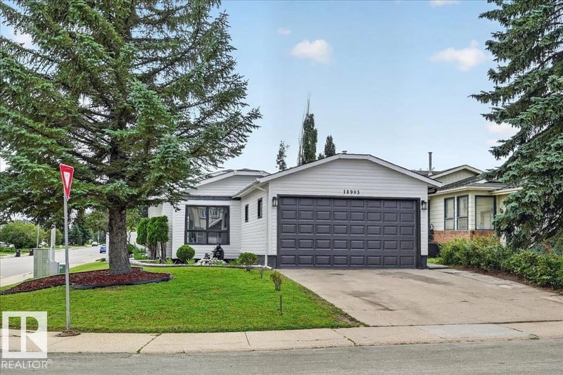 18903 86A AV NW, Edmonton, Alberta, T5T4X9, Edmonton, Alberta — photo 1 of 5
