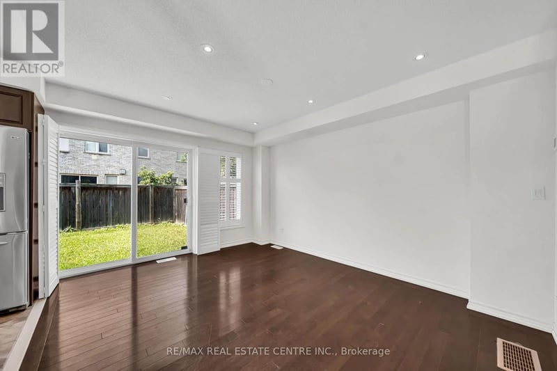 4215 Cole Crescent, Burlington (Alton), Ontario, L7M0M6, Burlington (Alton), Ontario — photo 1 of 5