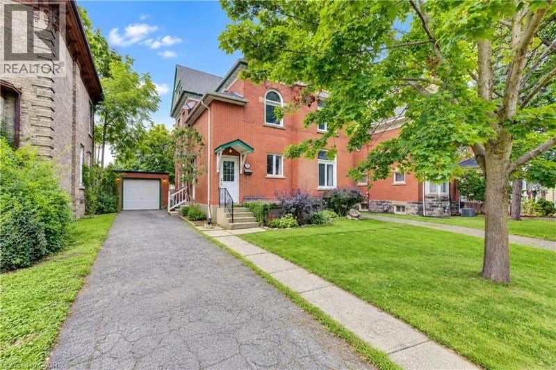 521 PRINCESS Street, Woodstock, Ontario, N4S4G8, Woodstock, Ontario — photo 1 of 5