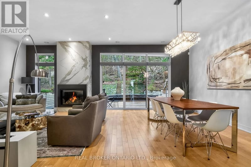 88 South Kingsway Way, Toronto (High Park-Swansea), Ontario, M6S3T3, Toronto (High Park-Swansea), Ontario — photo 1 of 5