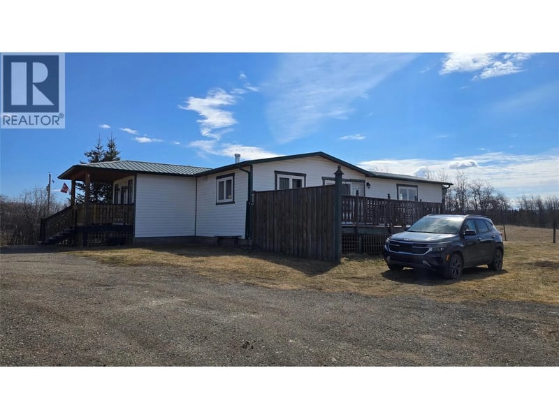 8185 Stuckey Road, Dawson Creek, British Columbia, V0C1T0, Dawson Creek, British Columbia — photo 1 of 5