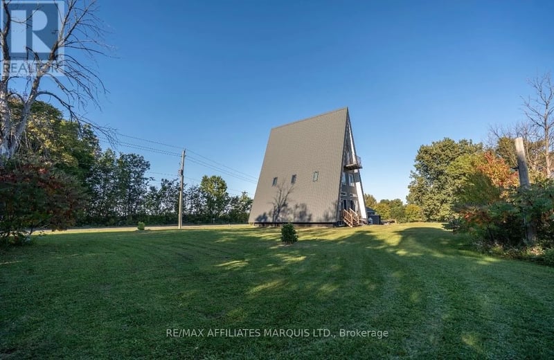 2150 Service Road, Cornwall, Ontario, K6K0B4, Cornwall, Ontario — photo 1 of 5