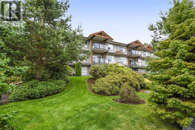 #202 199 31st Street, Courtenay, British Columbia, V9N8X1, Courtenay, British Columbia — photo 1 of 5