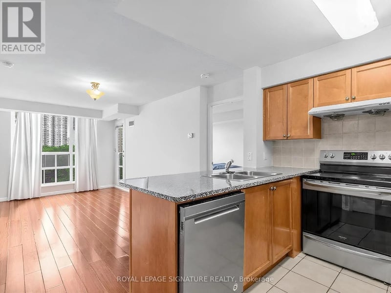 #1512 68 Grangeway Avenue, Toronto (Woburn), Ontario, M1H0A1, Toronto (Woburn), Ontario — photo 1 of 5