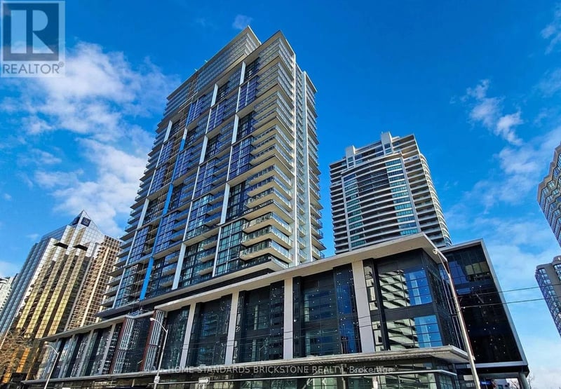 #1709 4955 Yonge Street, Toronto (Willowdale East), Ontario, M2N0L8, Toronto (Willowdale East), Ontario — photo 1 of 5